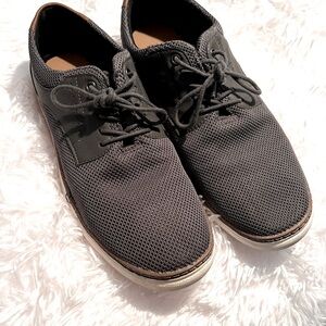 Seven 91 dark grey size gently used in great condition size 8 1/2 barely worn.